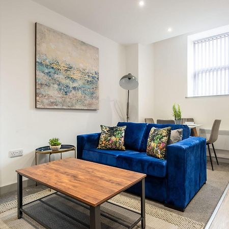 Smart 2 Bed Budget Apartment In Central 동커스터 외부 사진